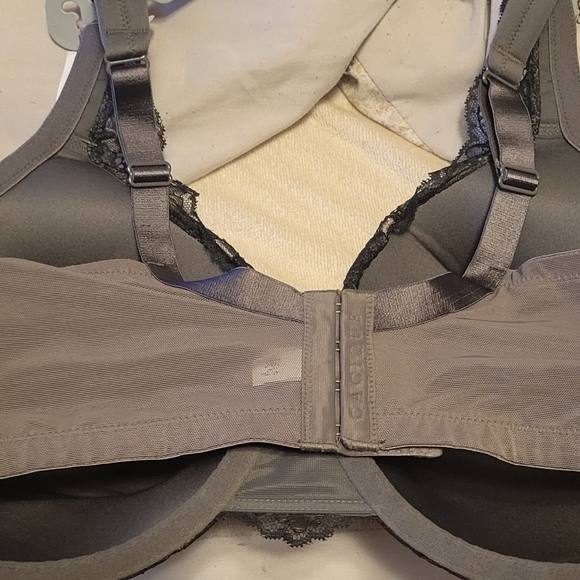 Cacique bra - Picture 2 of 2